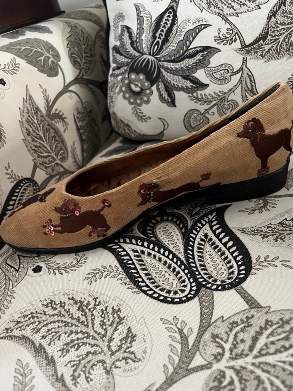 Beverly Feldman - Vintage Corduroy Poodle Embroidered Ballet Flats - Tan - Picture 2 of 7